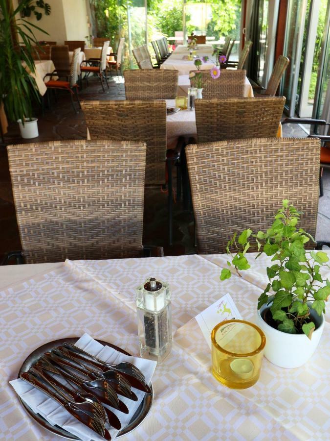 Hotel - Restaurant Hirschen - Werneths Landgasthof Beim Europa- Park Rust Rheinhausen Exterior photo
